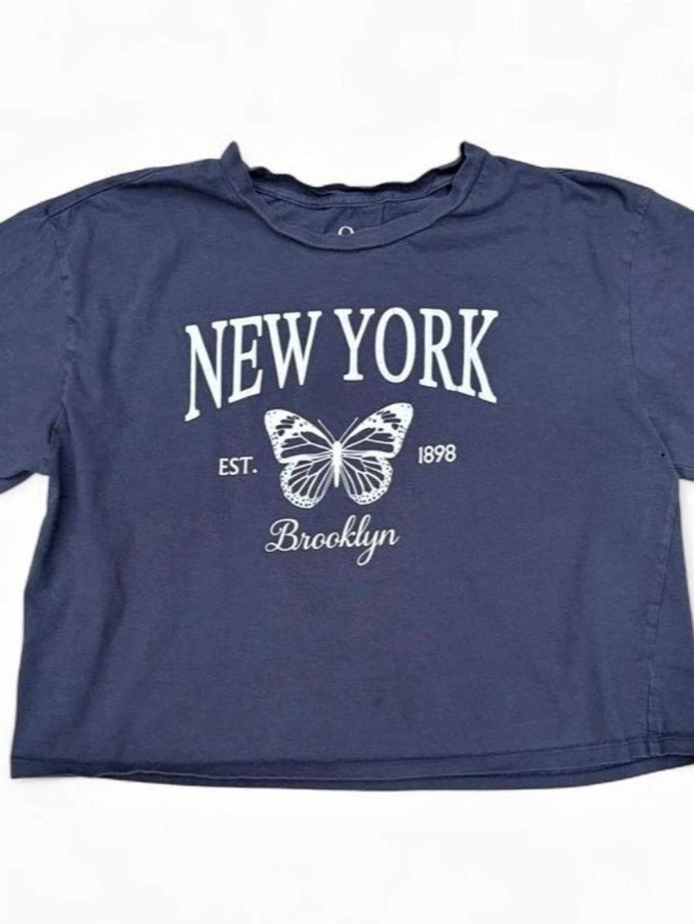 Organic Generation Women’s Sz. L Navy Cropped New York Tshirt